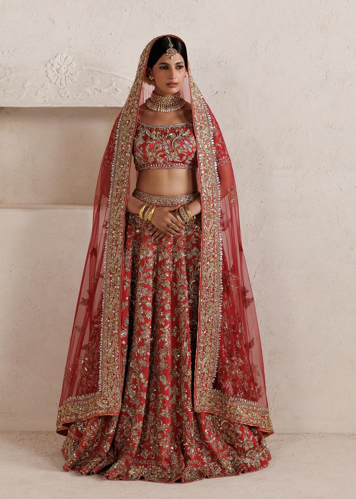 Lehnga as shown - 750,000  (Sunehri)