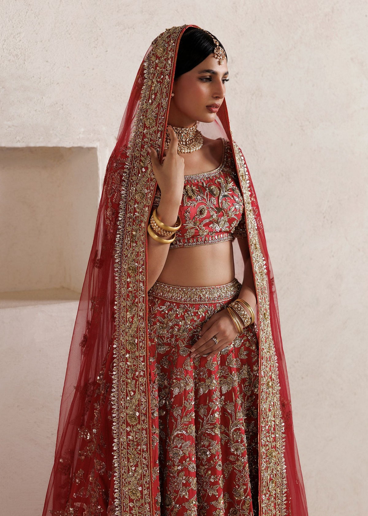 Lehnga as shown - 750,000  (Sunehri)