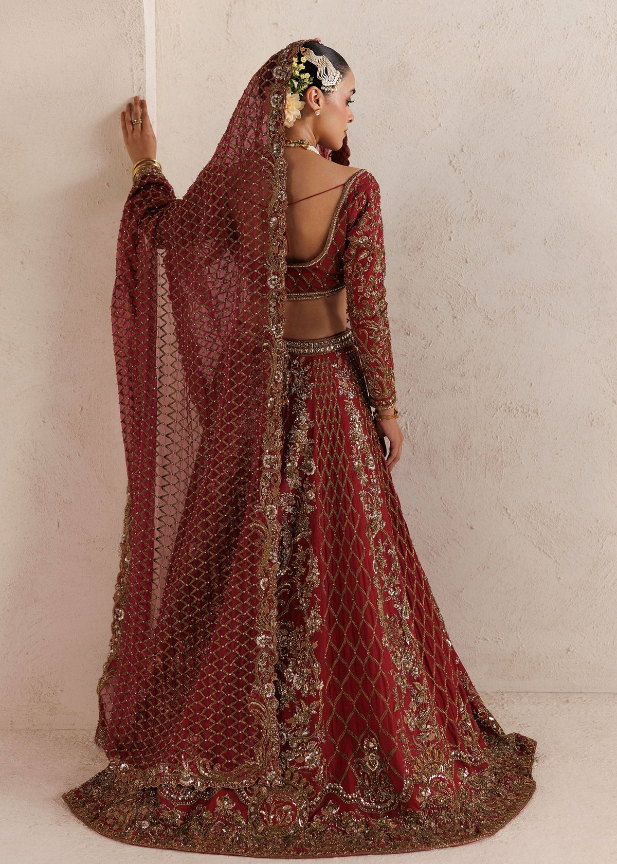 Lehnga as shown - 600,000 (Janan)