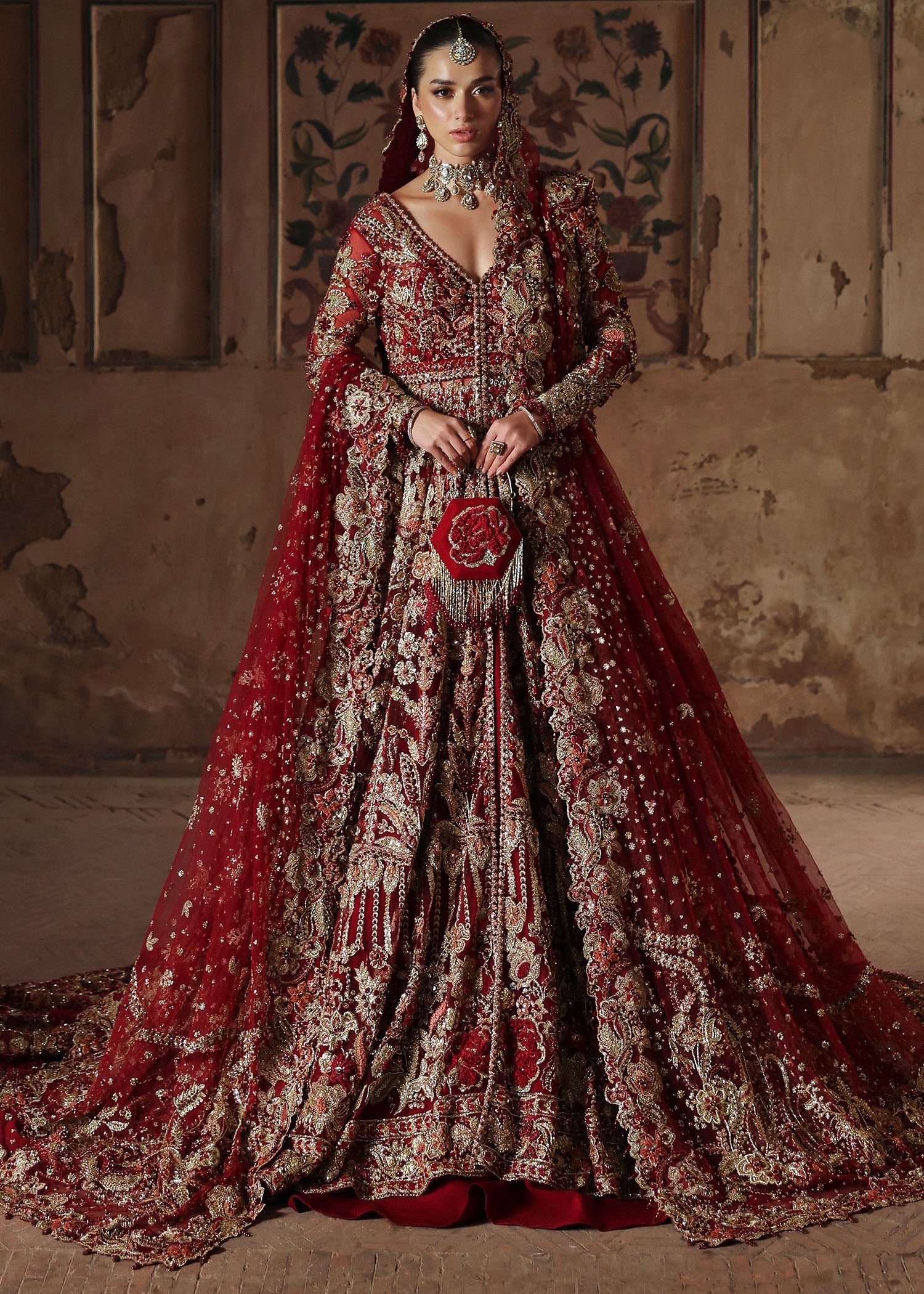 sadaf-fawad-khan-pool-13621140