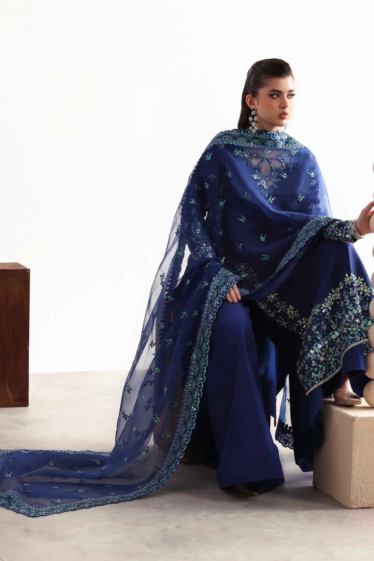 Akbar Aslam – Sapphire Style