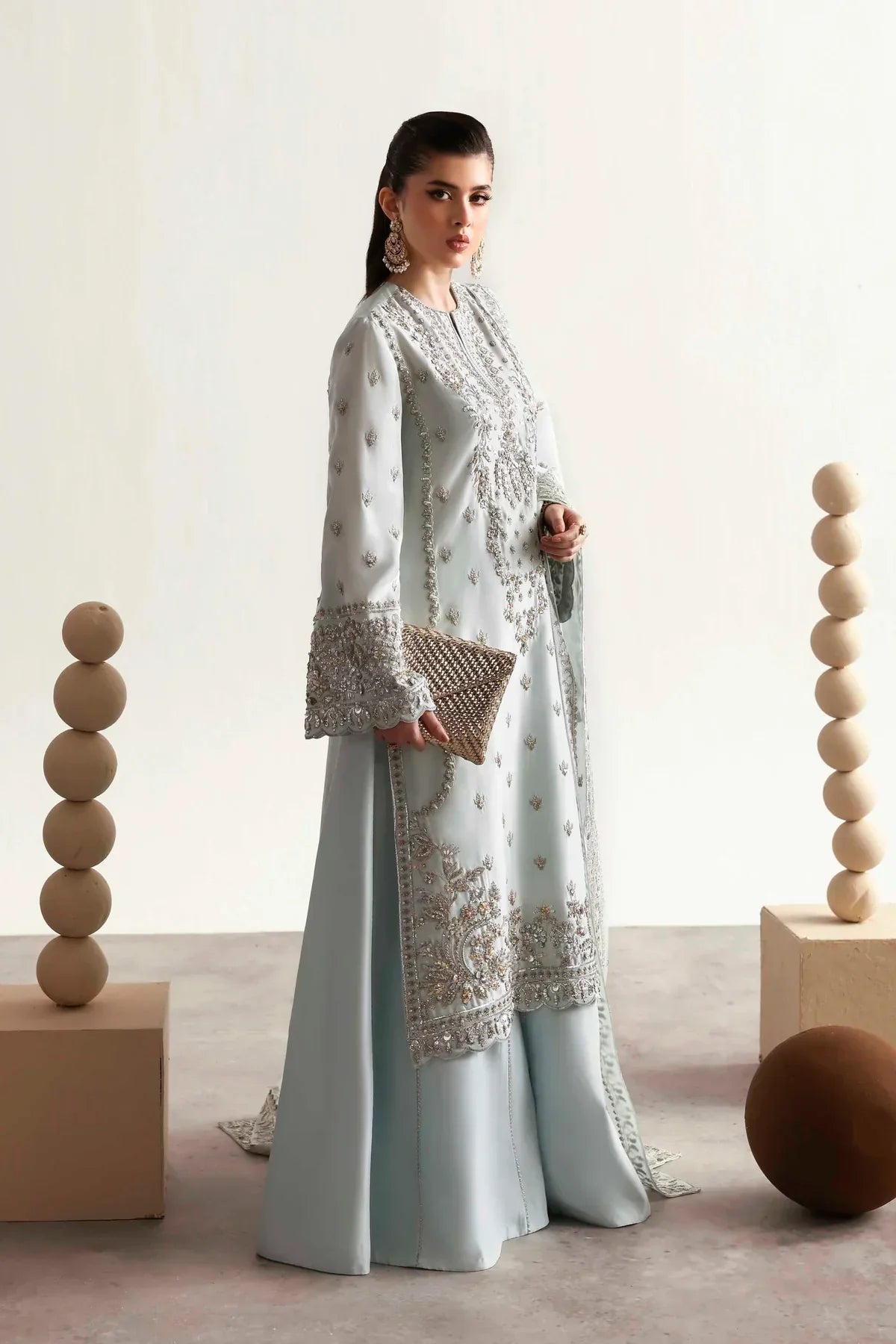 Akbar Aslam – Fawn Style