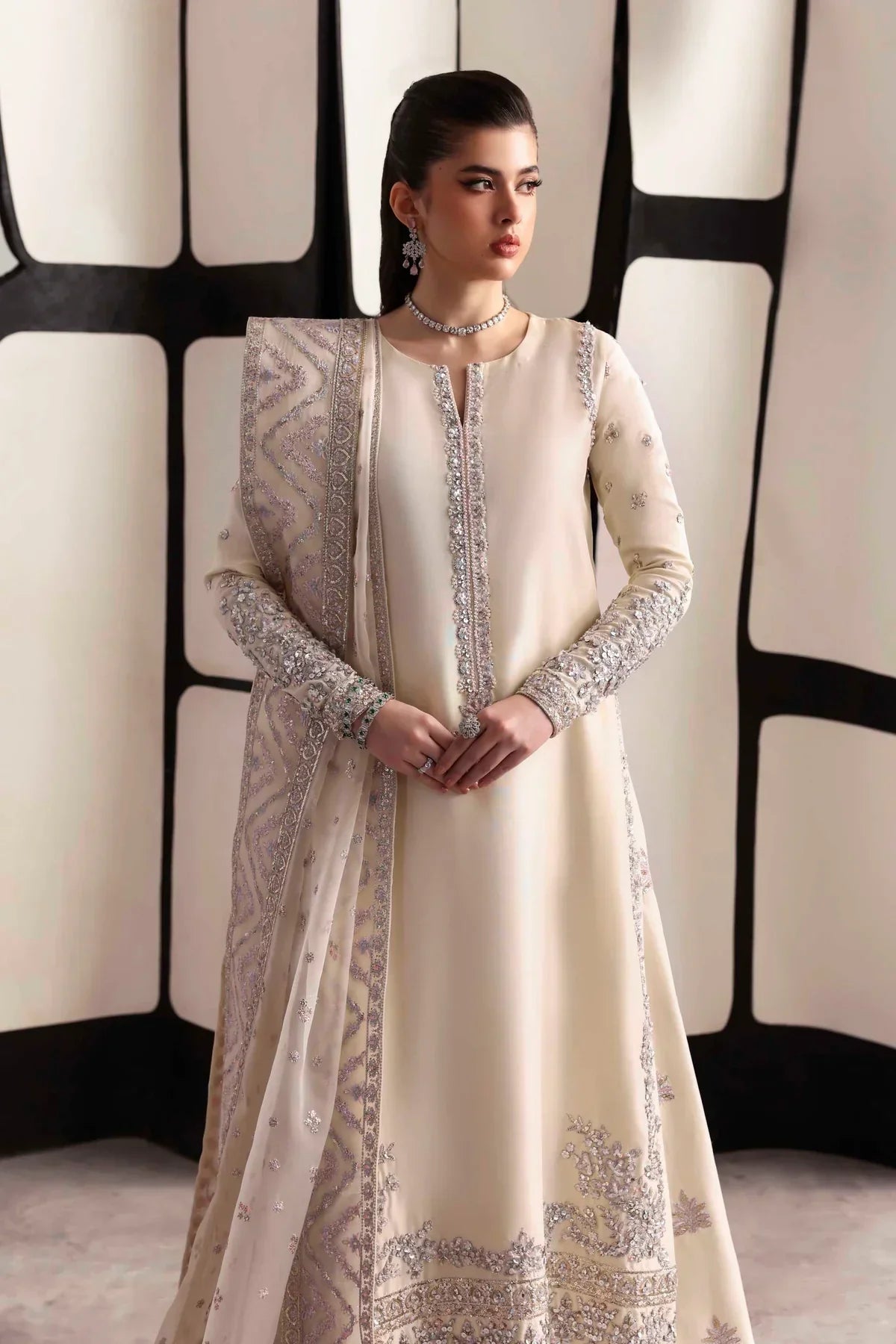 Akbar Aslam – Raue Style