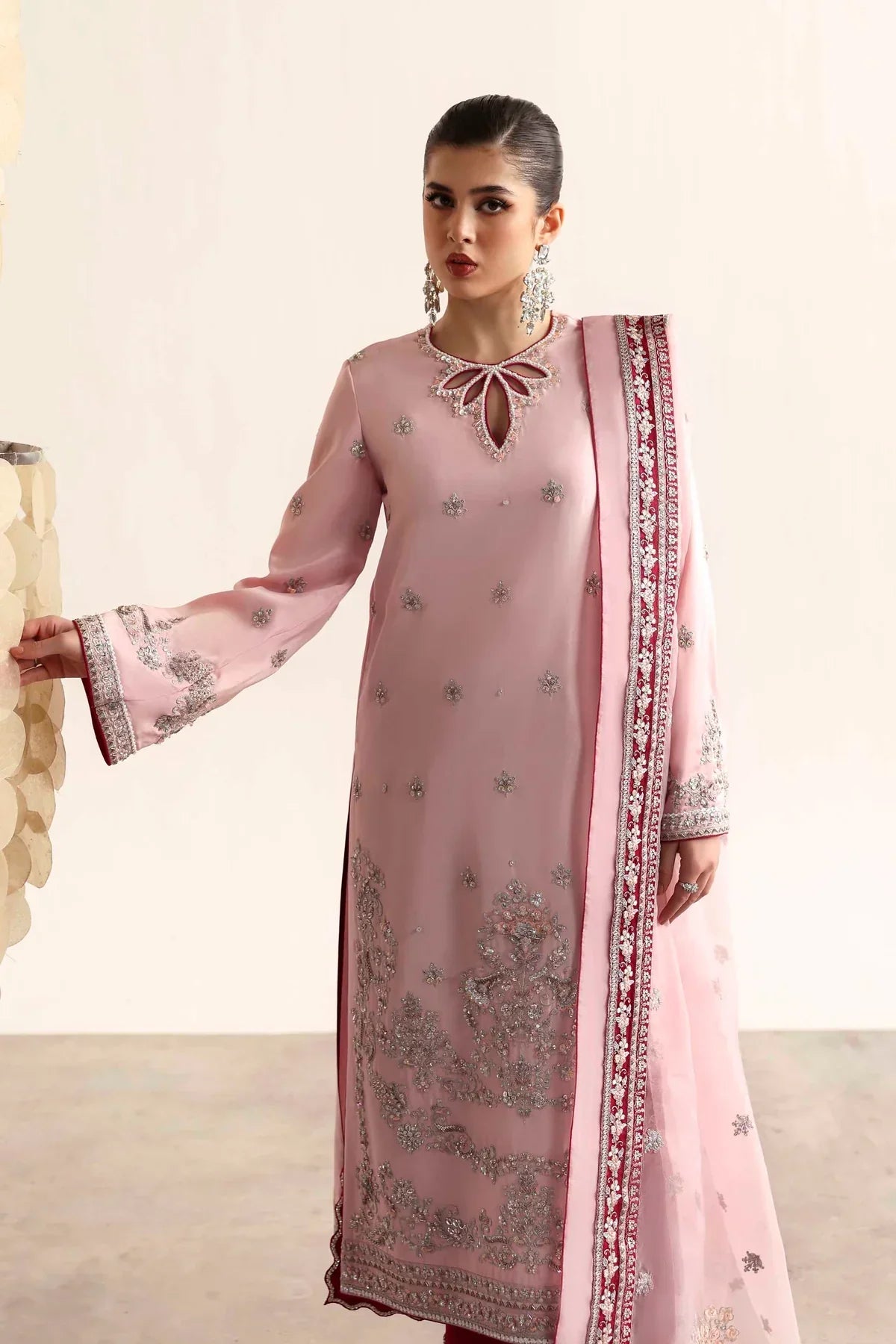 Akbar Aslam – Cascade Style
