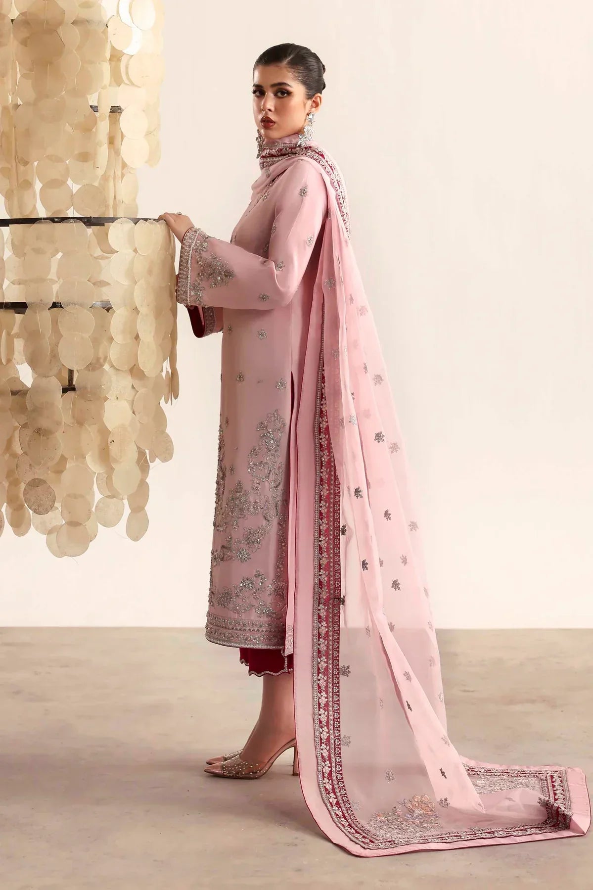 Akbar Aslam – Cascade Style