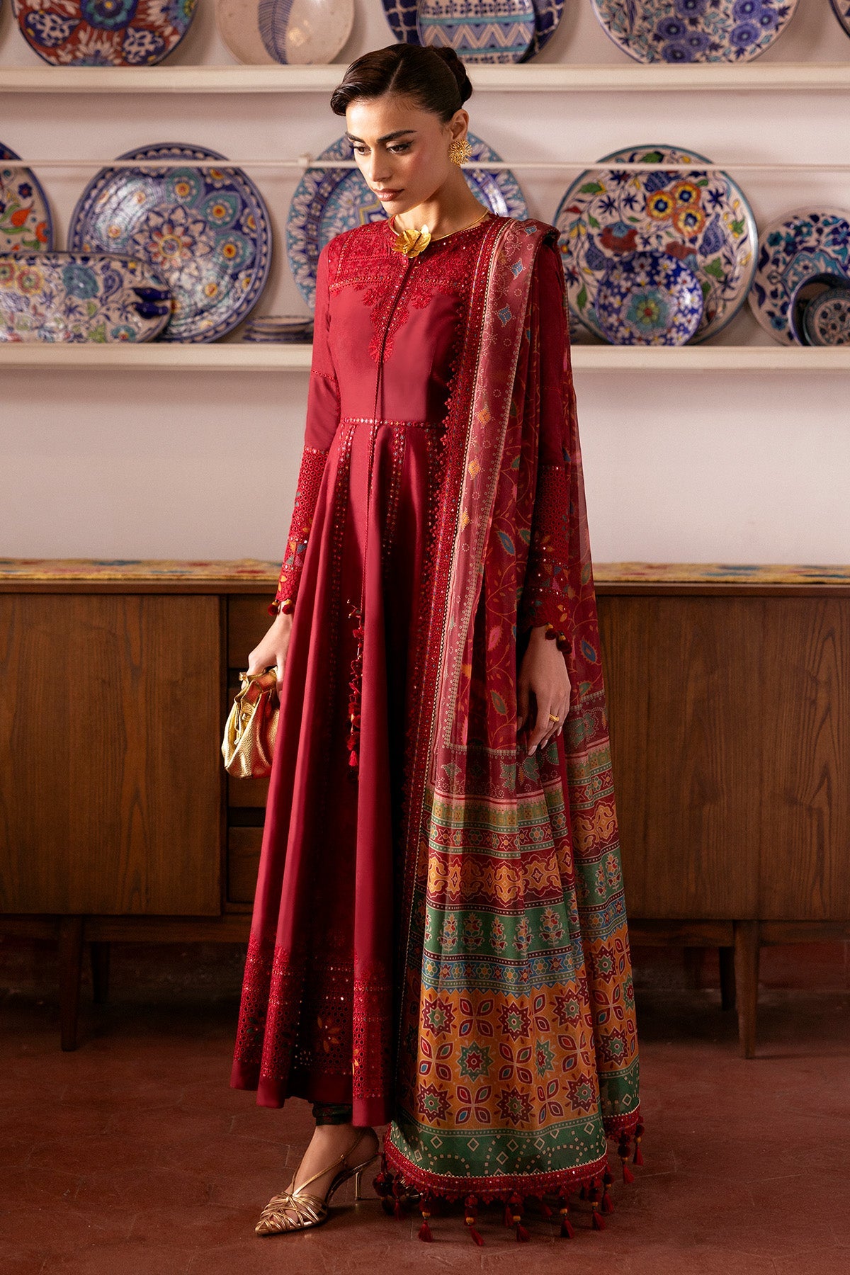 Embroidered Luxury Lawn Sl26-D06