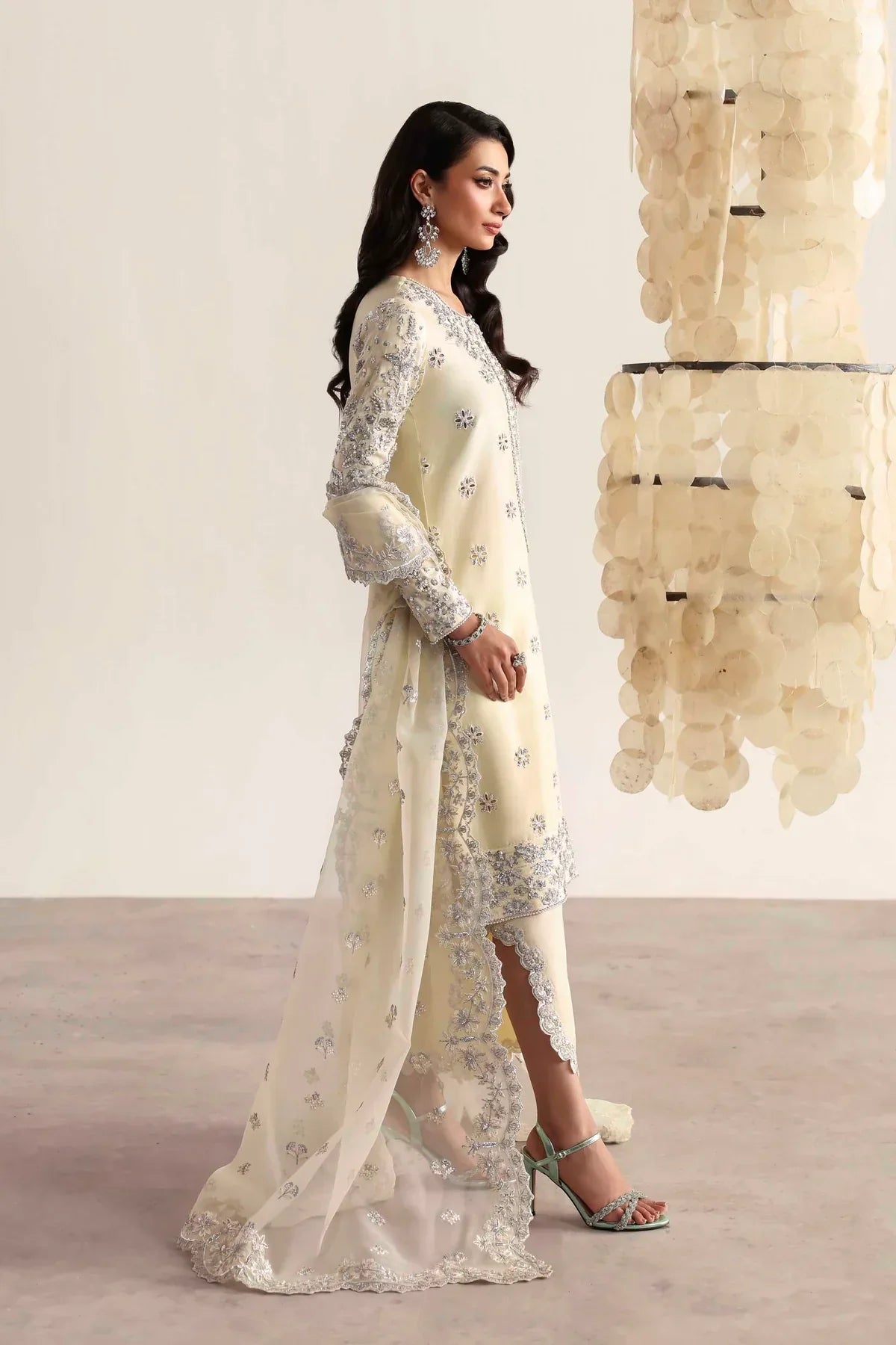 Akbar Aslam – Wisteria Style