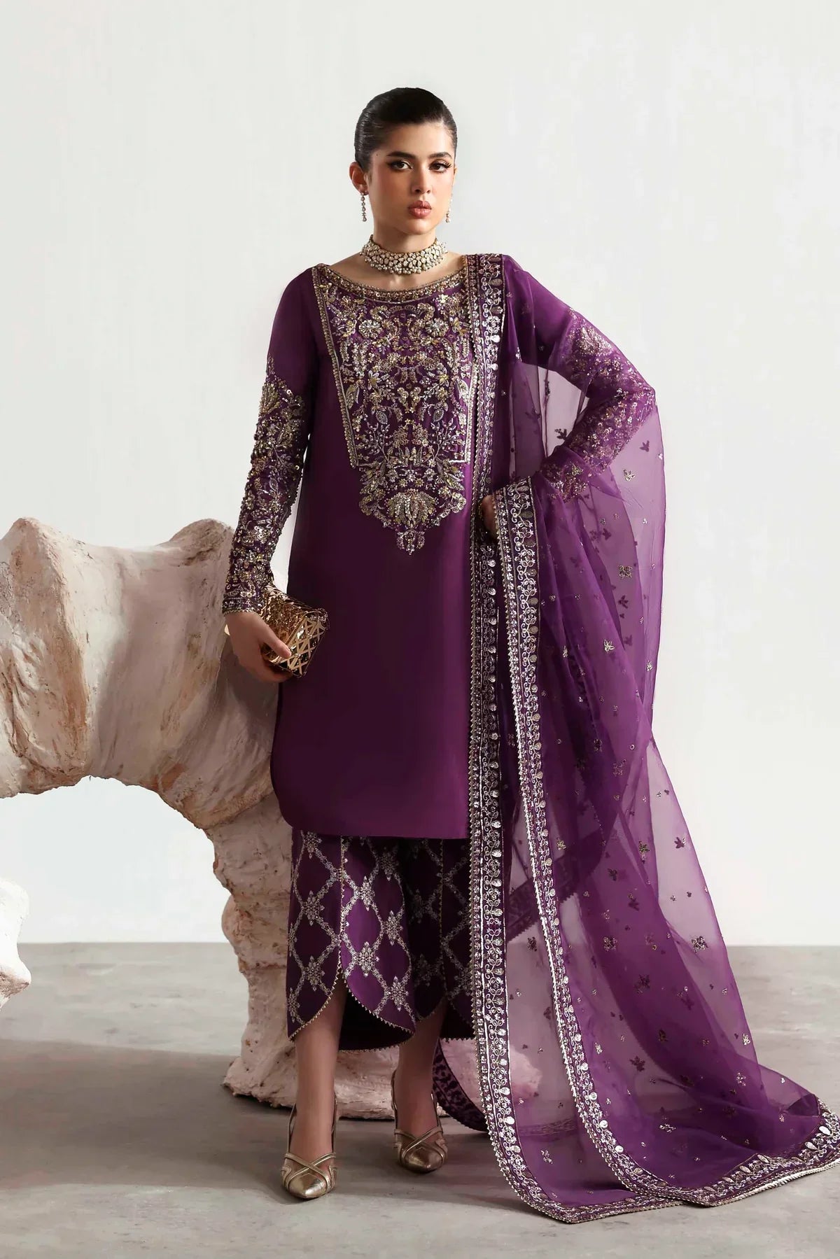 Akbar Aslam – Lapis Style