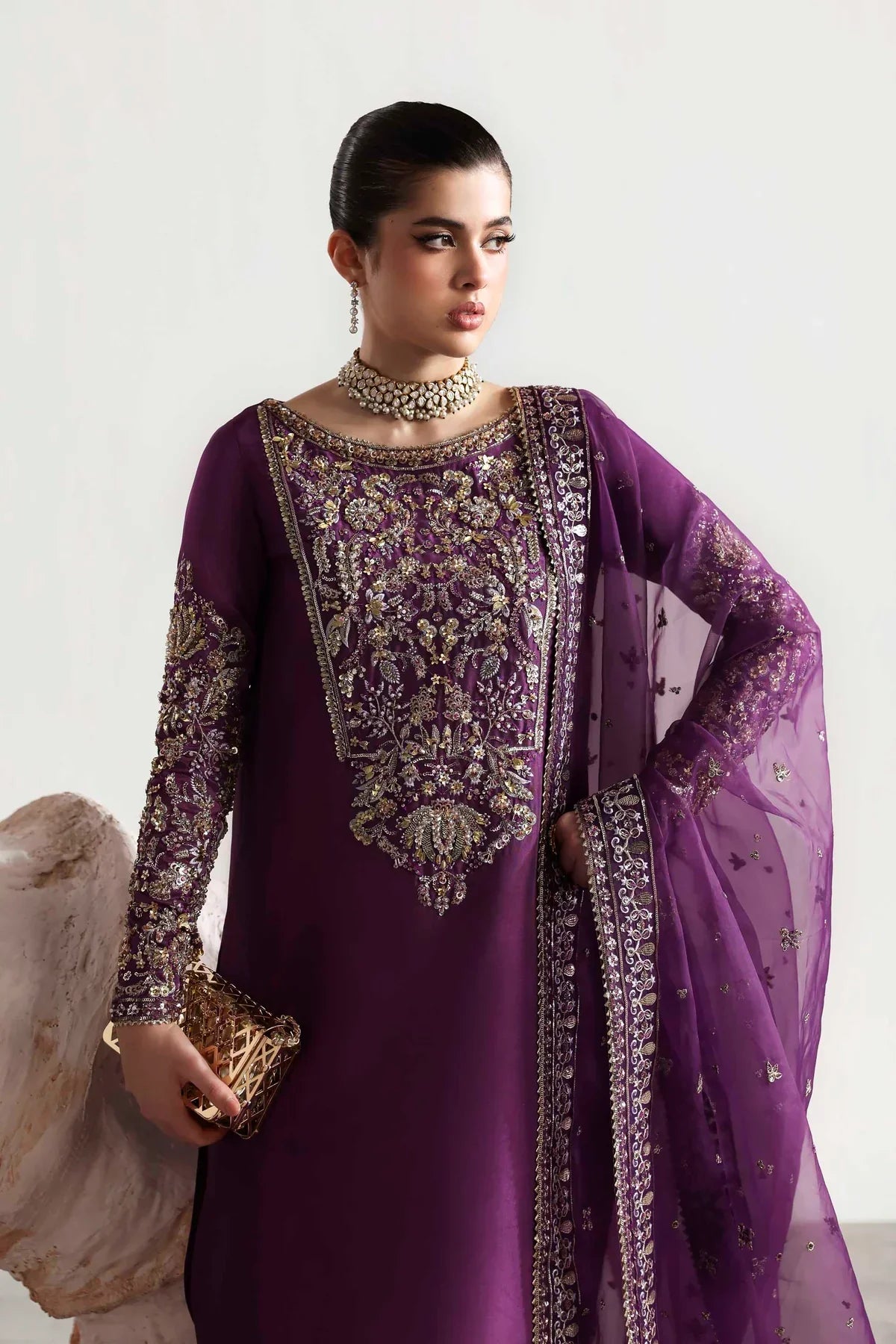 Akbar Aslam – Lapis Style