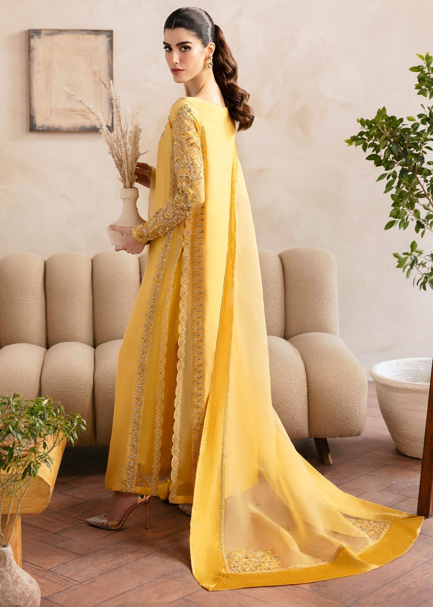 Saesha - Ready To Ship