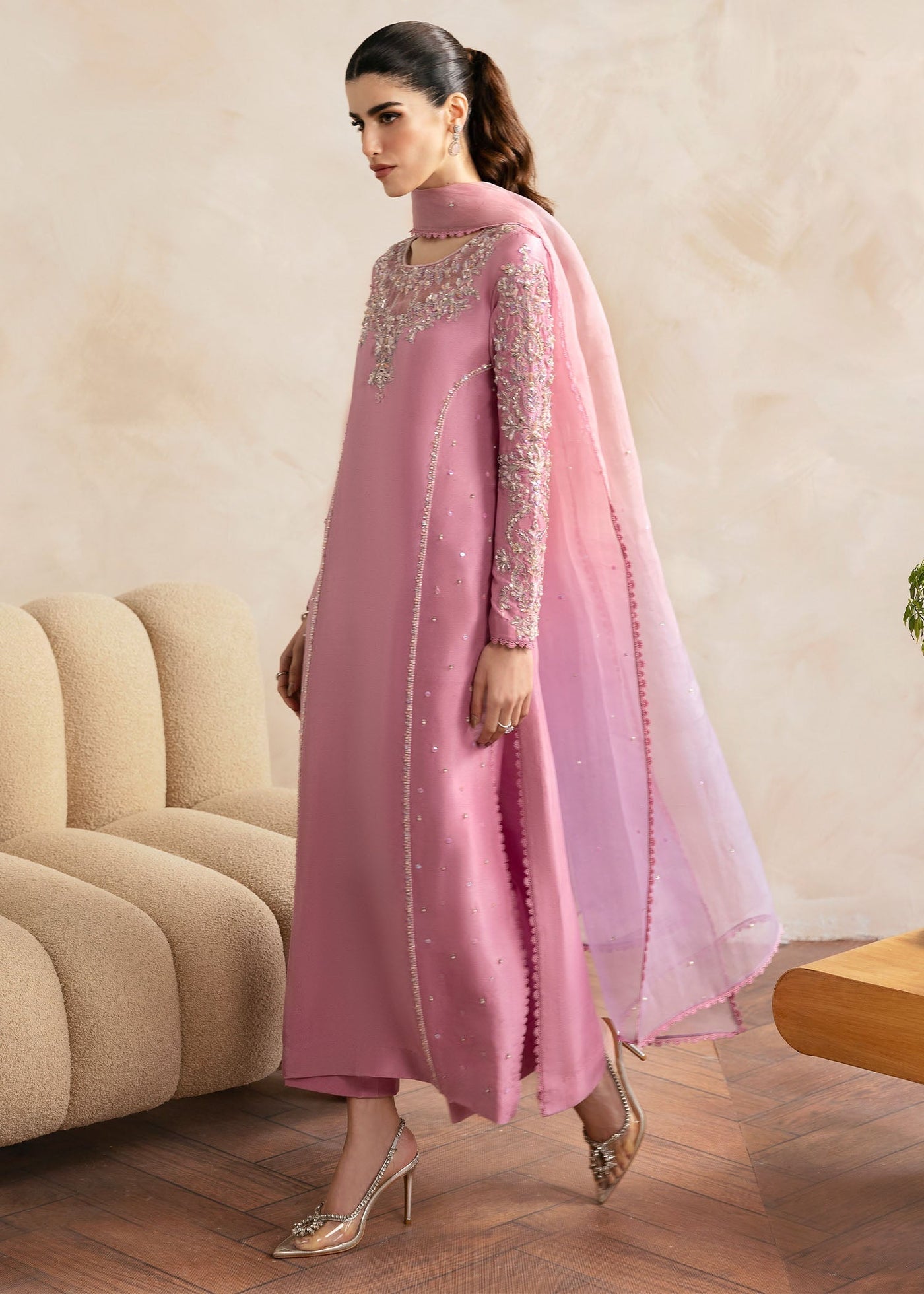 https://cdn.shopify.com/s/files/1/0412/1919/5034/files/2C5A4348_e3f96600-0997-43e3-a069-1eedf4219d13.jpg?v=1757504634
