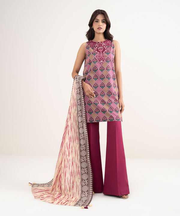 3 Piece - Embroidered Lawn Suit