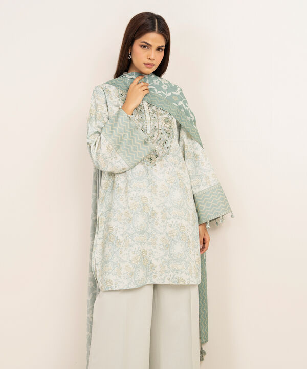 3 Piece - Embroidered Lawn Suit