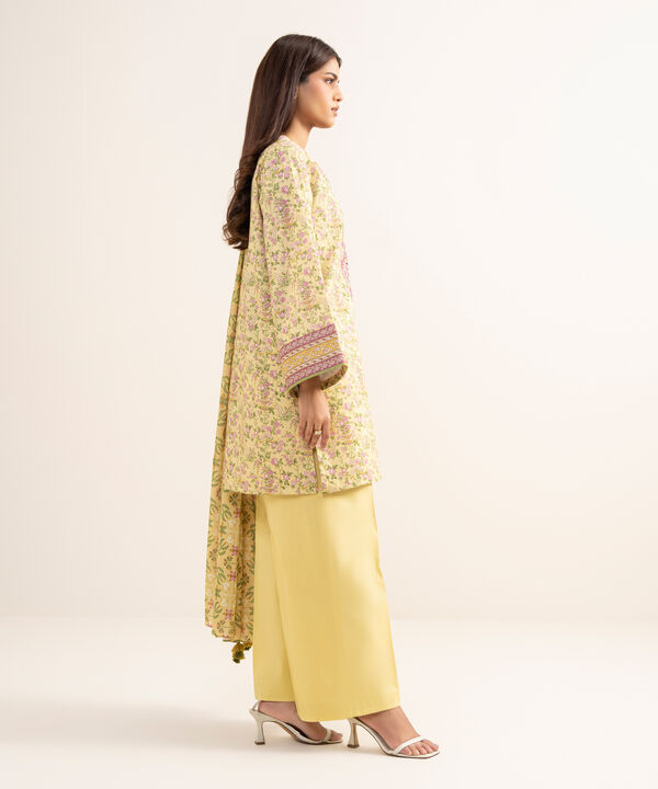 3 Piece - Embroidered Lawn Suit