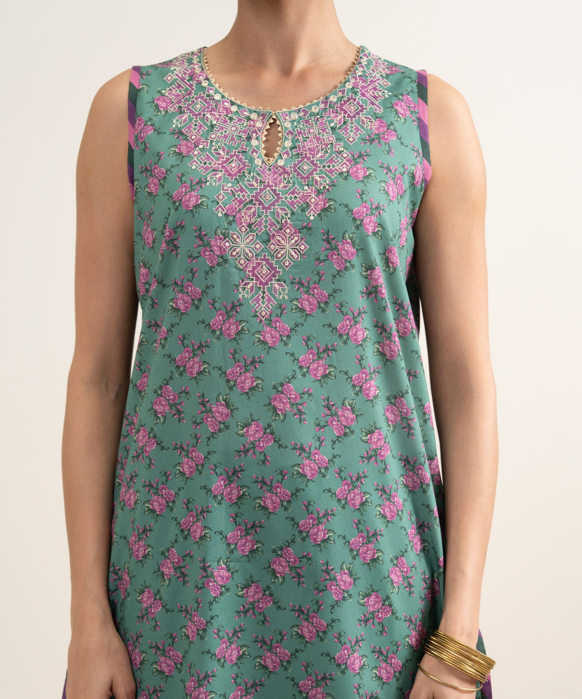 3 Piece - Embroidered Lawn Suit