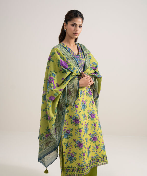 3 Piece - Embroidered Lawn Suit