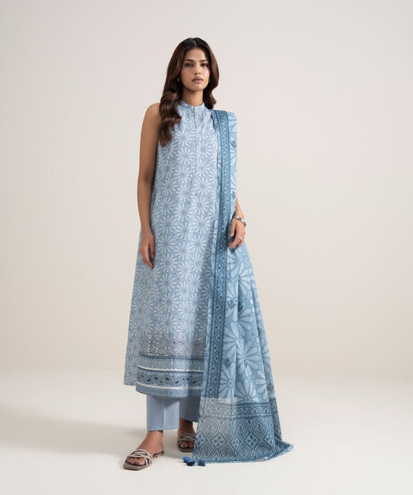 3 Piece - Embroidered Lawn Suit