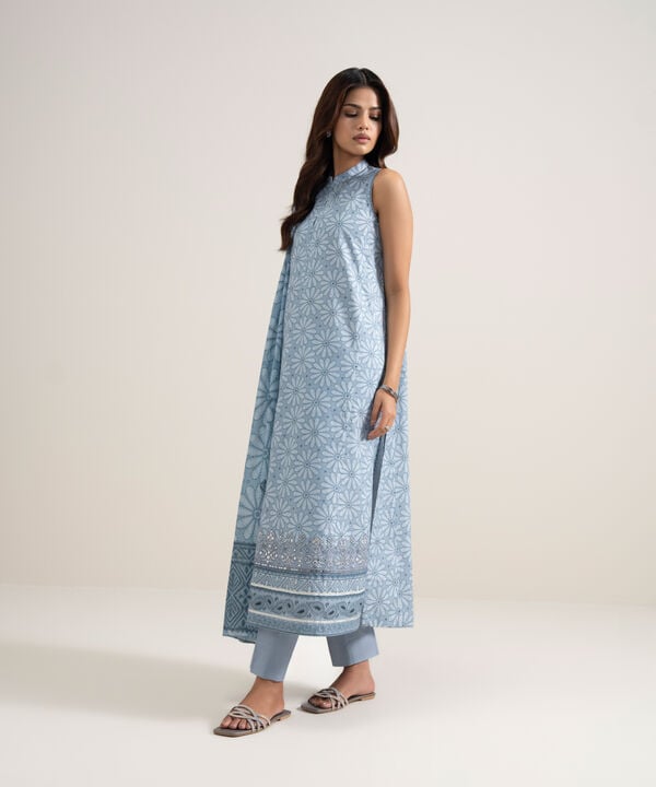 3 Piece - Embroidered Lawn Suit