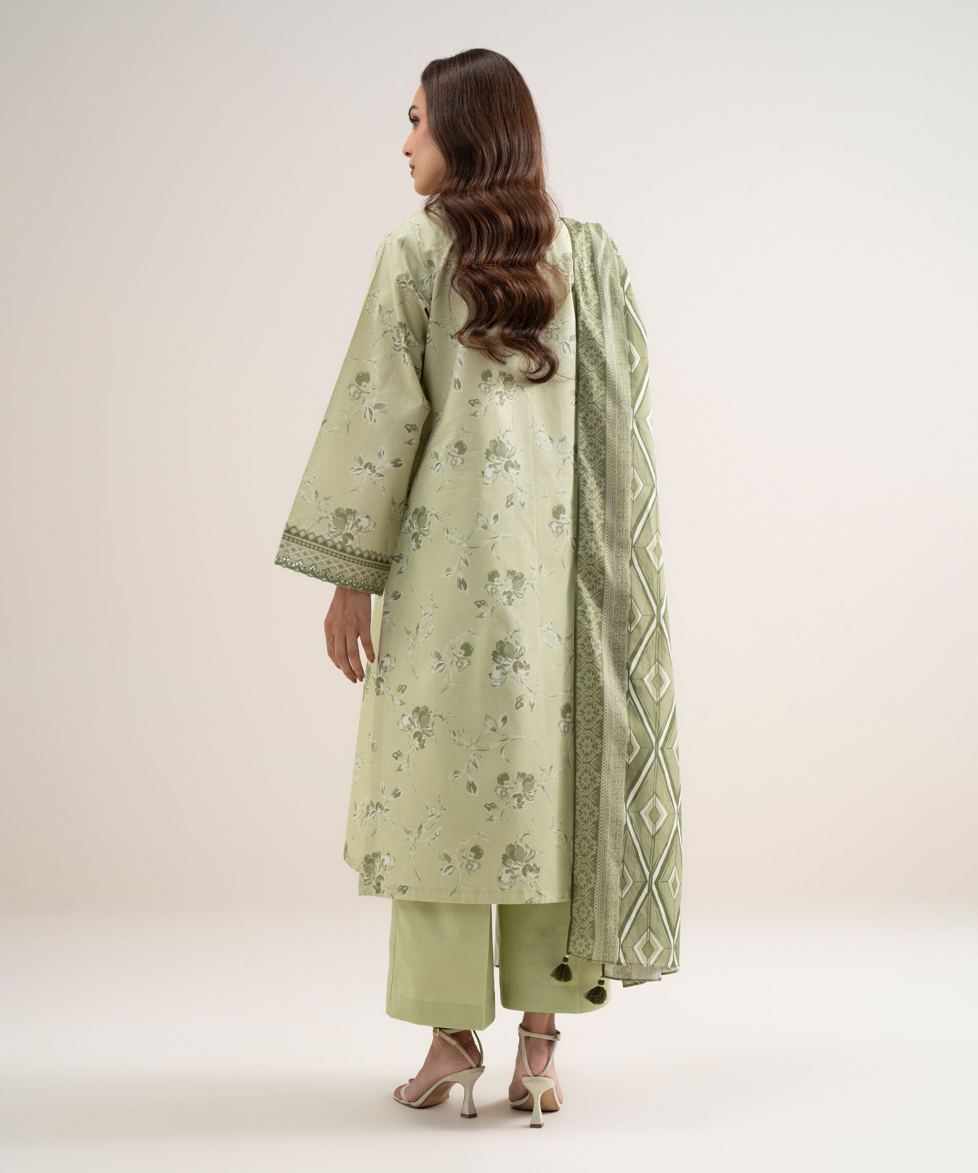 3 Piece - Embroidered Lawn Suit