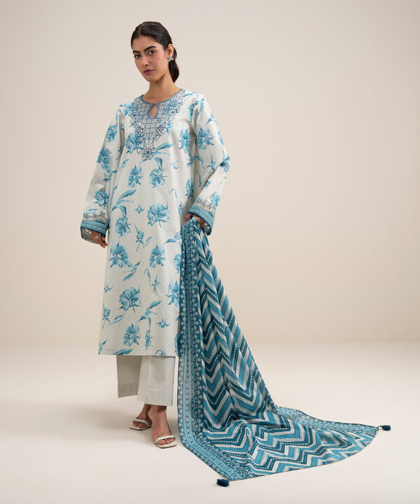 3 Piece - Embroidered Lawn Suit