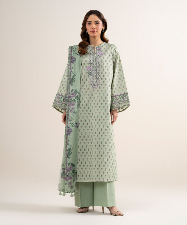 3 Piece - Embroidered Zari Lawn Suit