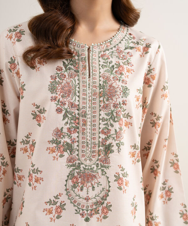 3 Piece - Embroidered Zari Lawn Suit