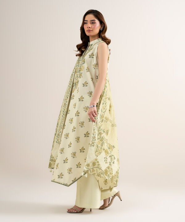 3 Piece - Embroidered Zari Lawn Suit