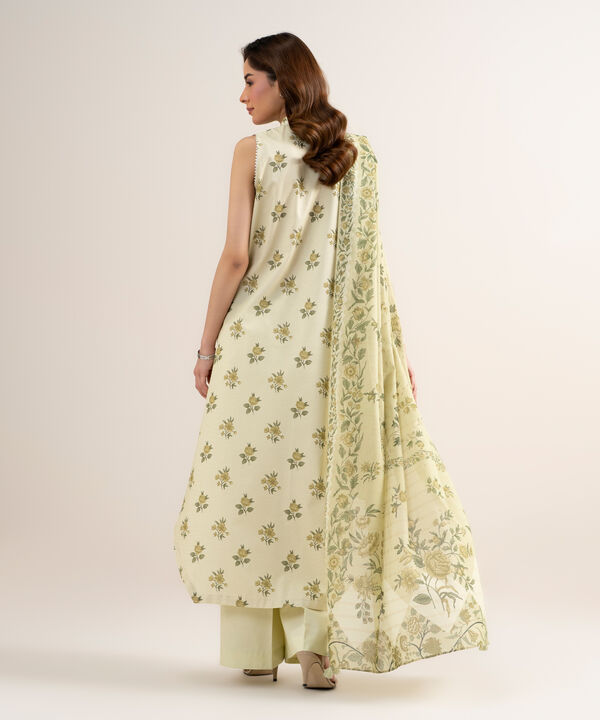 3 Piece - Embroidered Zari Lawn Suit