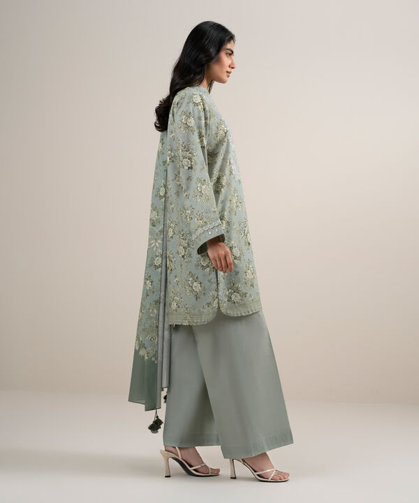 3 Piece - Embroidered Lawn Suit