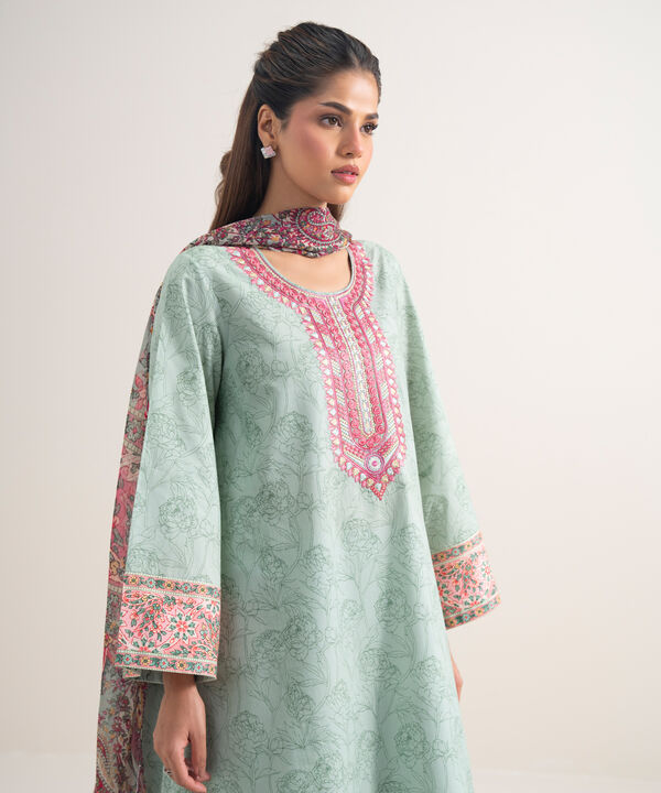 2 Piece - Embroidered Lawn Suit
