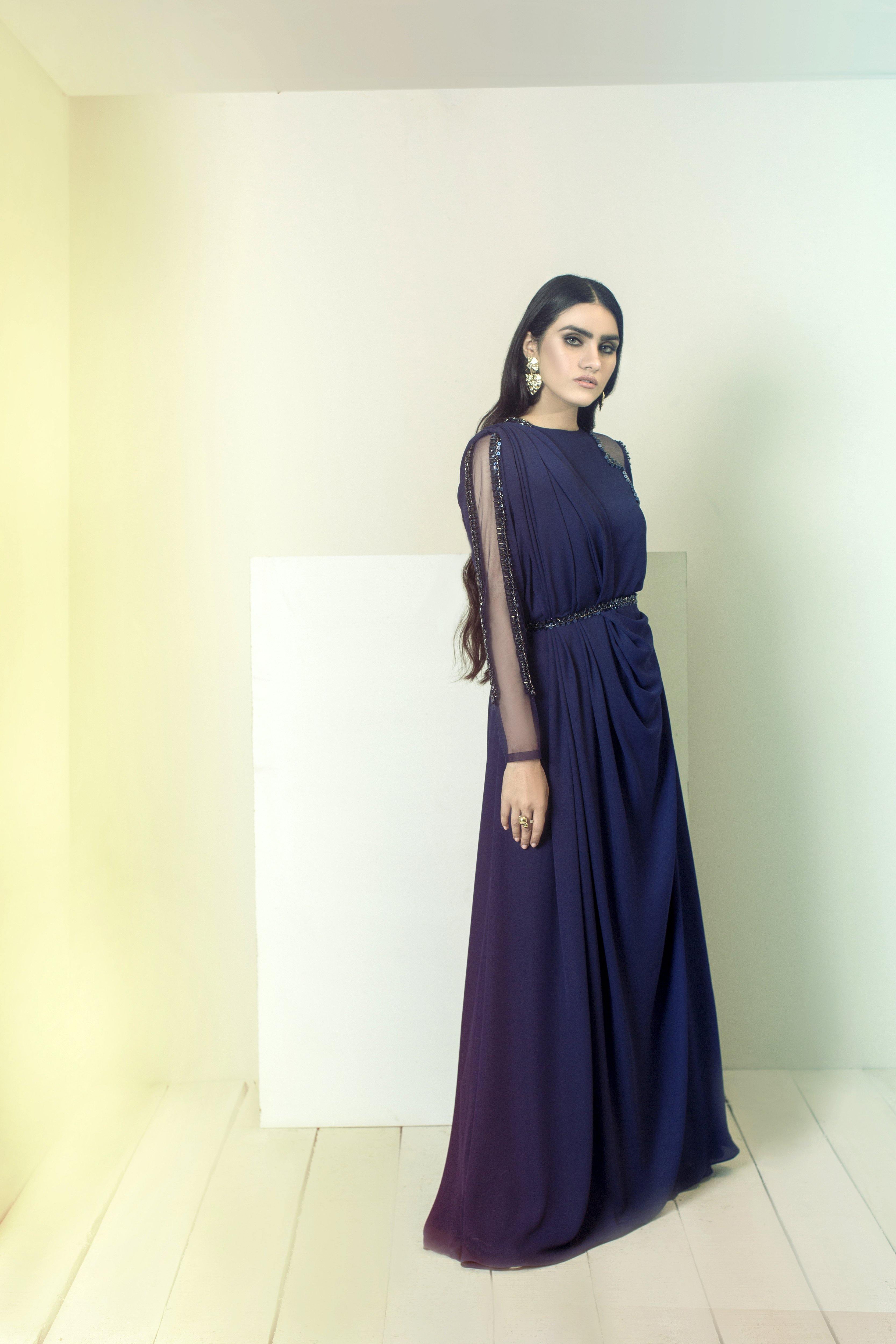 DRAPED NAVY
