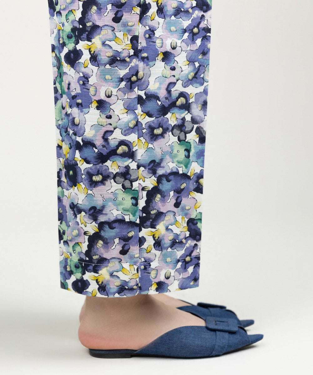 Printed Khaddar Straight Pants