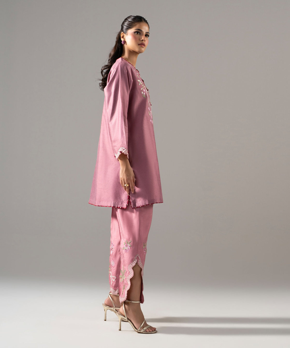 2 Piece - Embroidered Cotton Net Suit 2SFW26WMV103