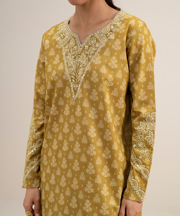2 Piece - Embroidered Lawn Suit