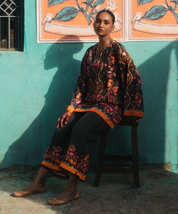 2 Piece - Printed Silk Suit