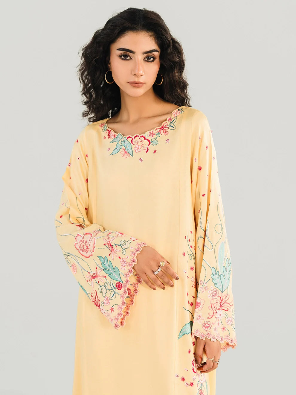 Blossom - 2Pcs Khaddi Silk Ensemble