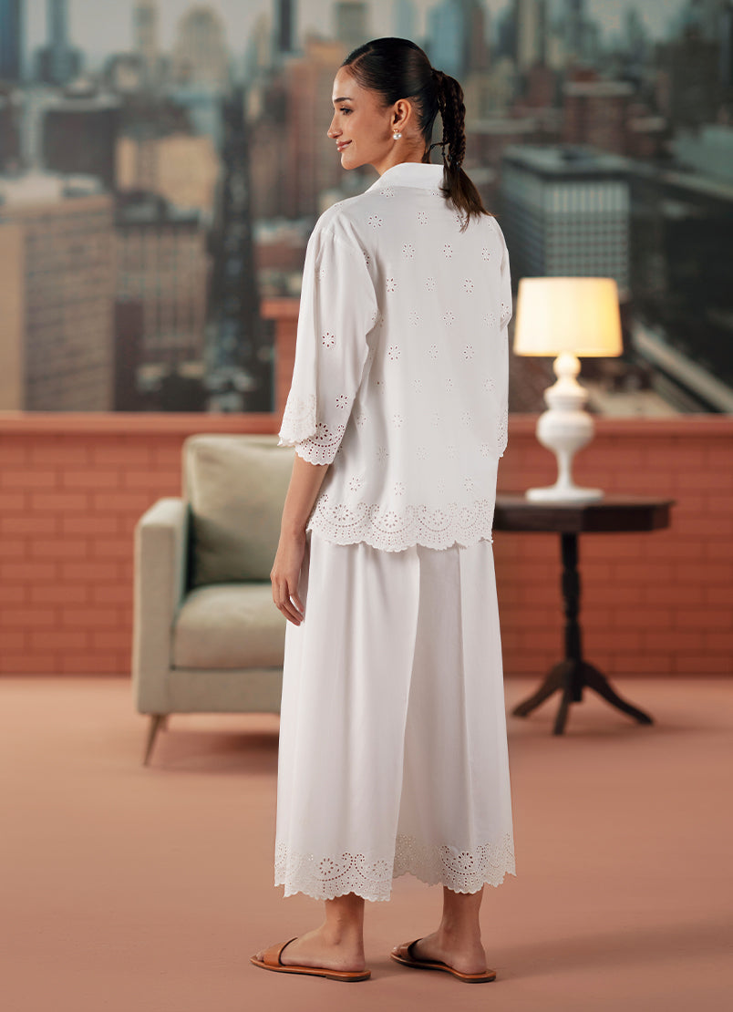 https://cdn.shopify.com/s/files/1/0418/6429/8657/files/2_f90c8f0d-baa3-42a5-85fb-4a34c1c2d98d.jpg?v=1766068957
