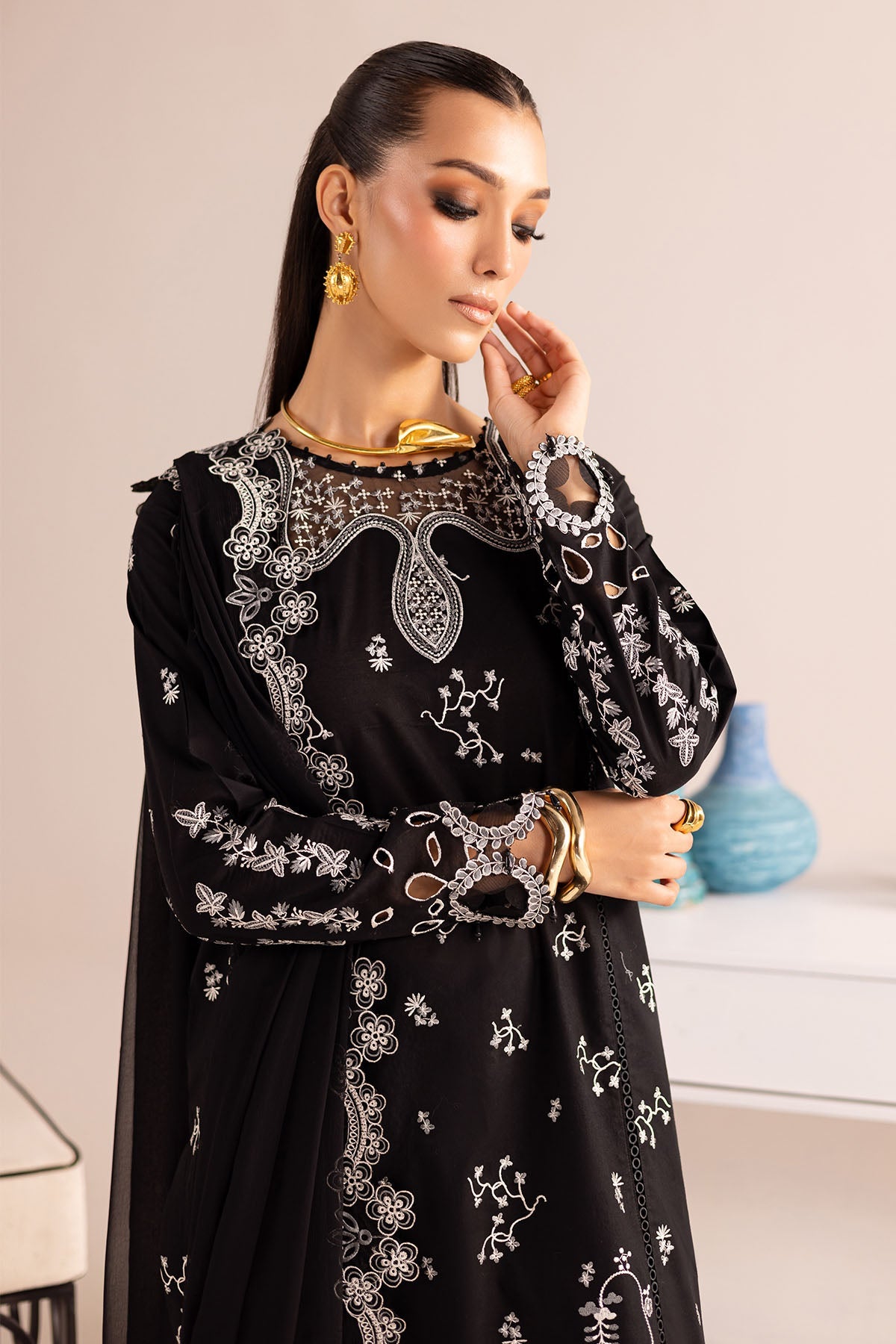 https://cdn.shopify.com/s/files/1/0551/9487/8152/files/2_64129e70-62ca-49ec-a4dd-bbff5fbce7d4.jpg?v=1751313259