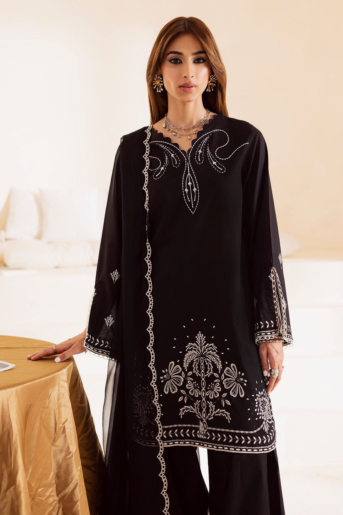 https://cdn.shopify.com/s/files/1/0551/9487/8152/files/2_338b2b74-810d-4648-84fc-e950e23ecd43.jpg?v=1752050039