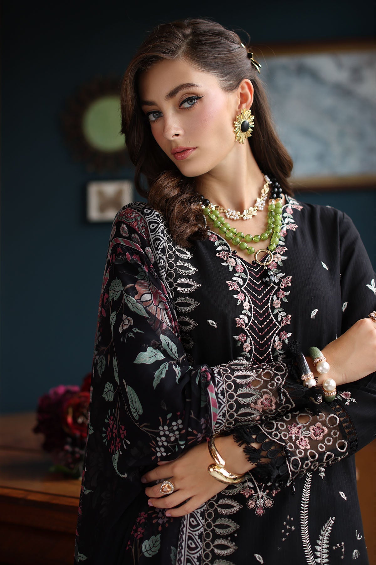 https://cdn.shopify.com/s/files/1/0551/9487/8152/files/2_4abb9092-357a-4ed6-871b-72243bb11195.jpg?v=1751313393
