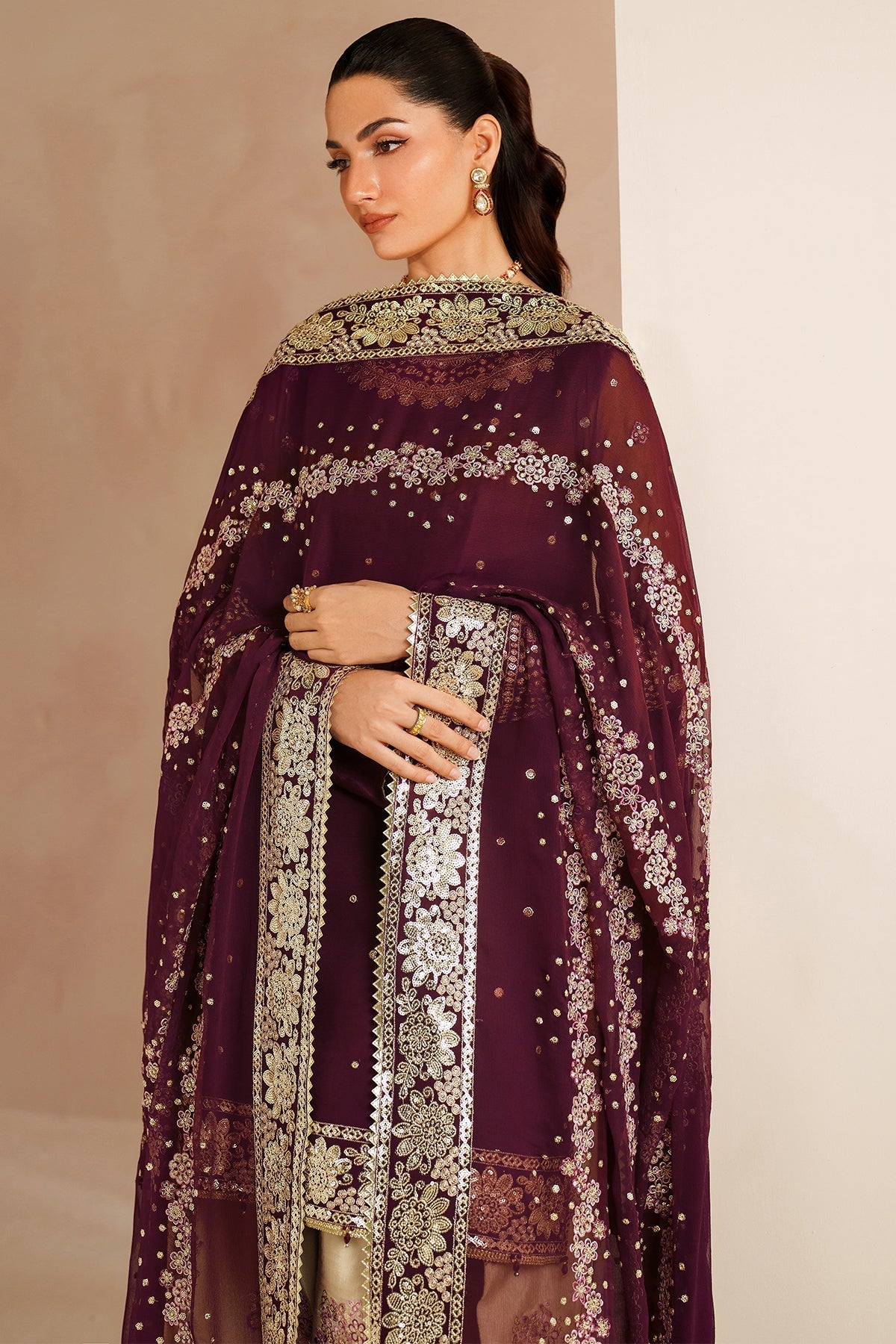 Farasha – Maple Glow Style