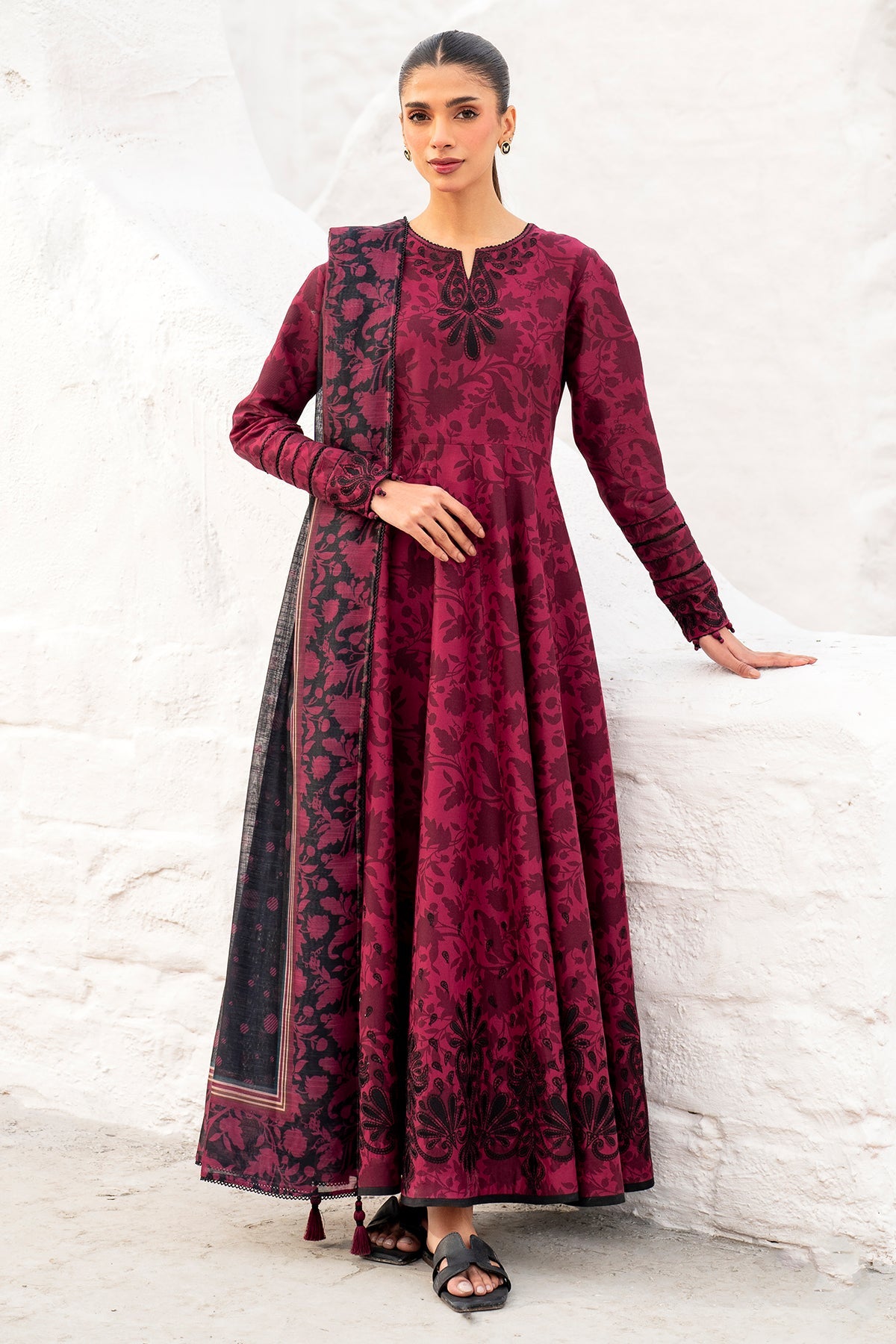 Embroidered Lawn Rtw - 1175