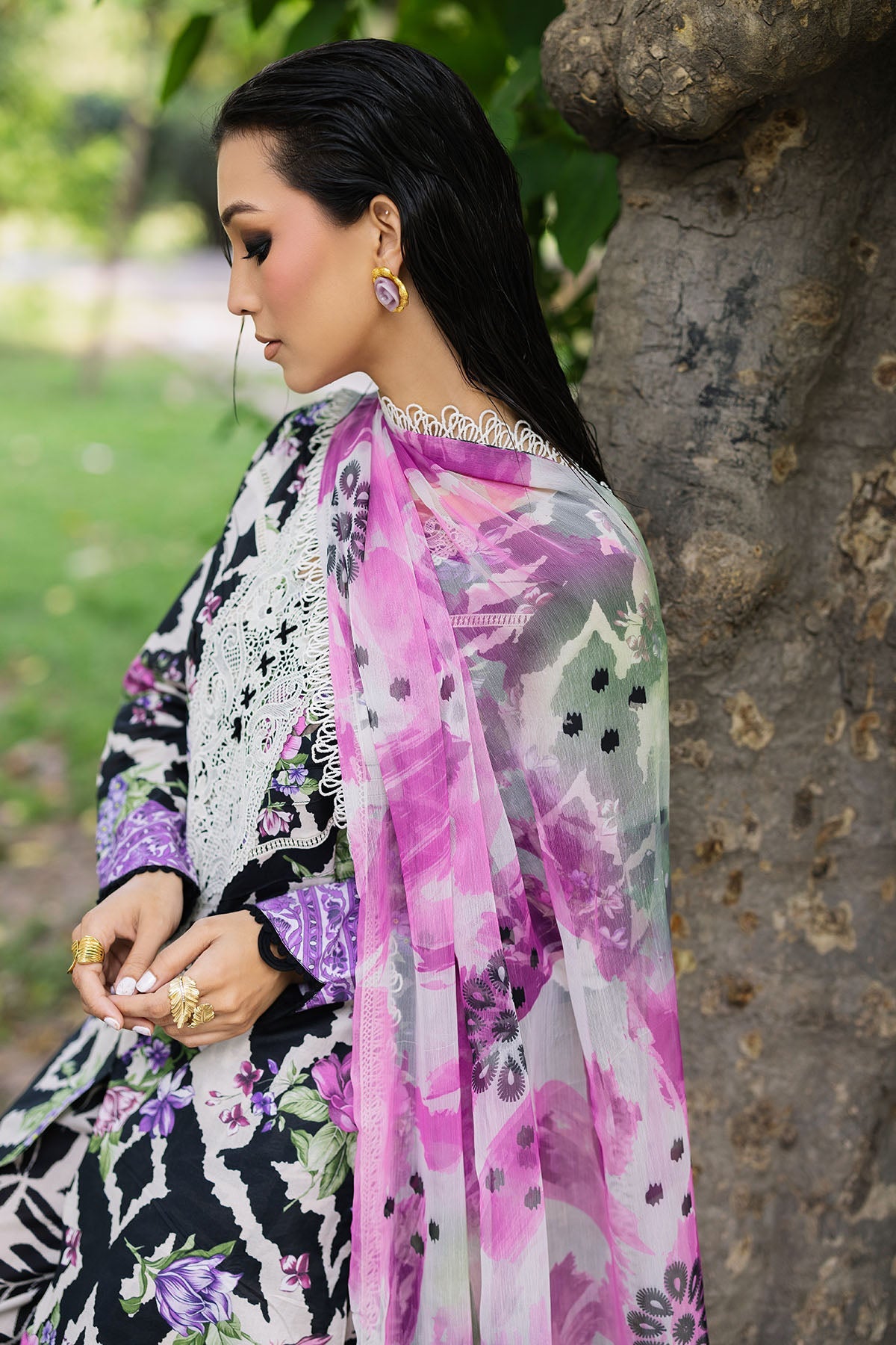 https://cdn.shopify.com/s/files/1/0551/9487/8152/files/2_075f4488-ecdb-4bf4-a53e-75cba04ad082.jpg?v=1751313238