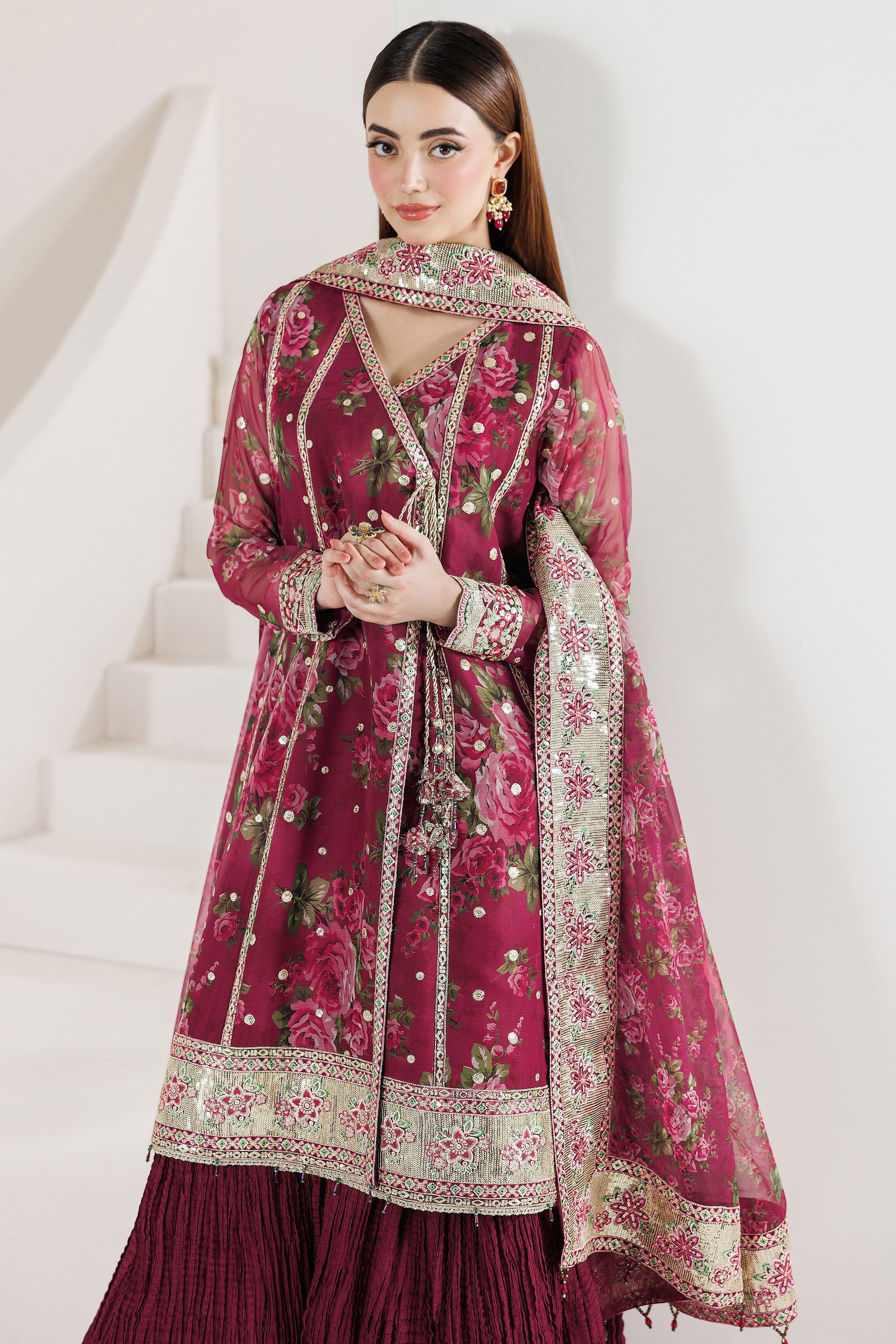 Farasha – Rouge Reign Style
