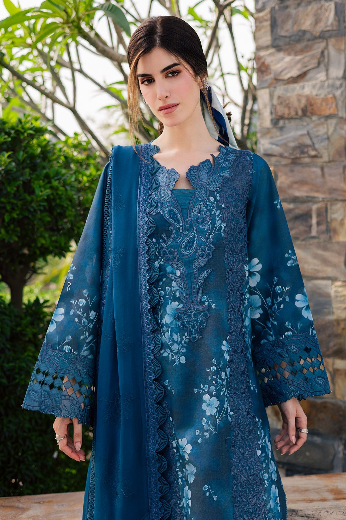 https://cdn.shopify.com/s/files/1/0551/9487/8152/files/2_ce9ecaf0-63d7-461d-b1fa-71345bb78ed6.jpg?v=1778010682