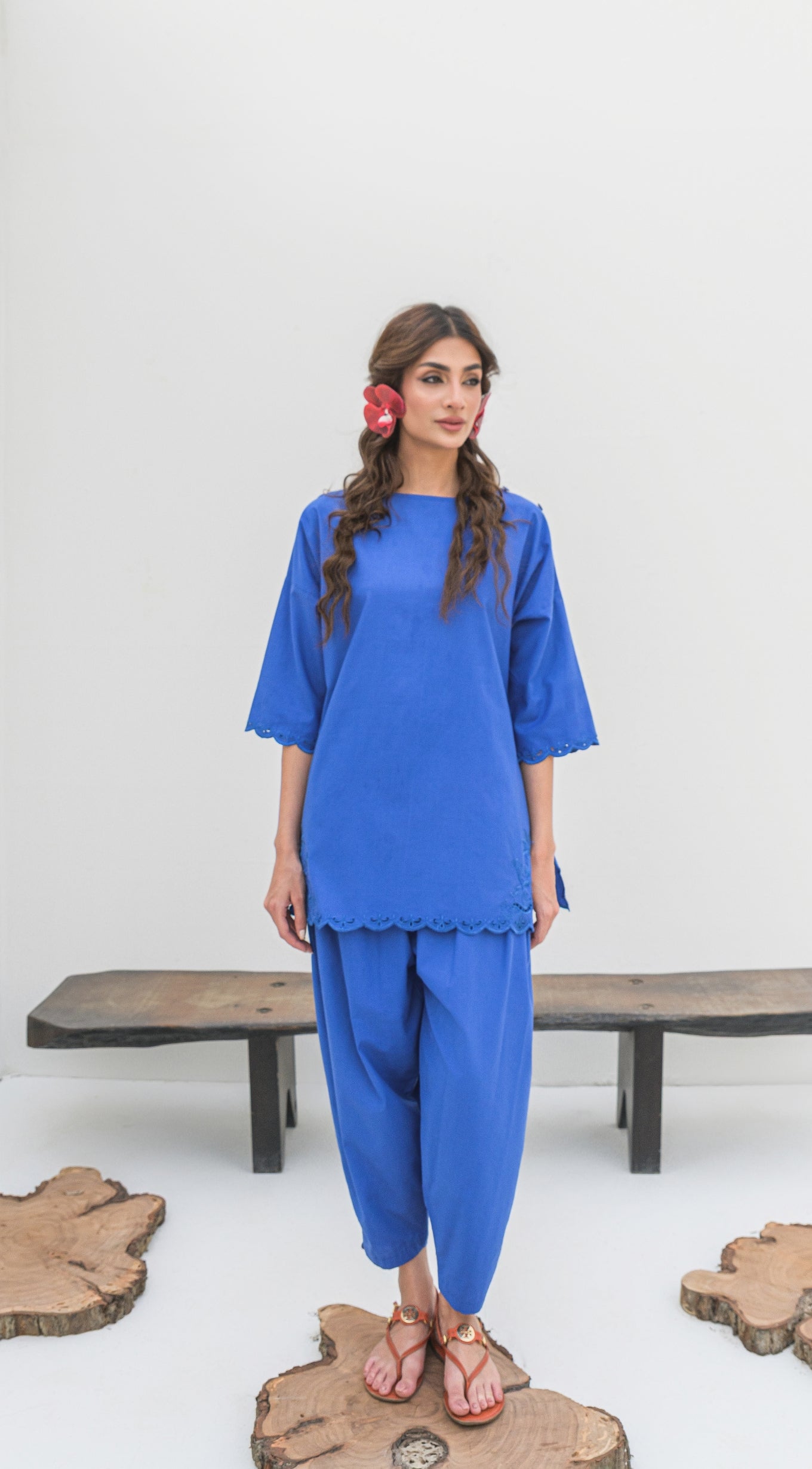 https://cdn.shopify.com/s/files/1/0654/4313/5706/files/2_03efe051-3acb-41eb-a7d0-0474bc6aa20d.jpg?v=1757500726