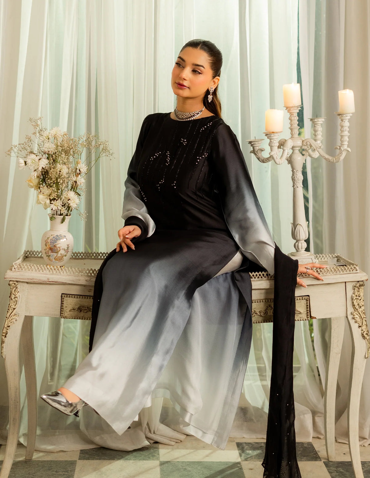 Laado Moonlit Onyx
