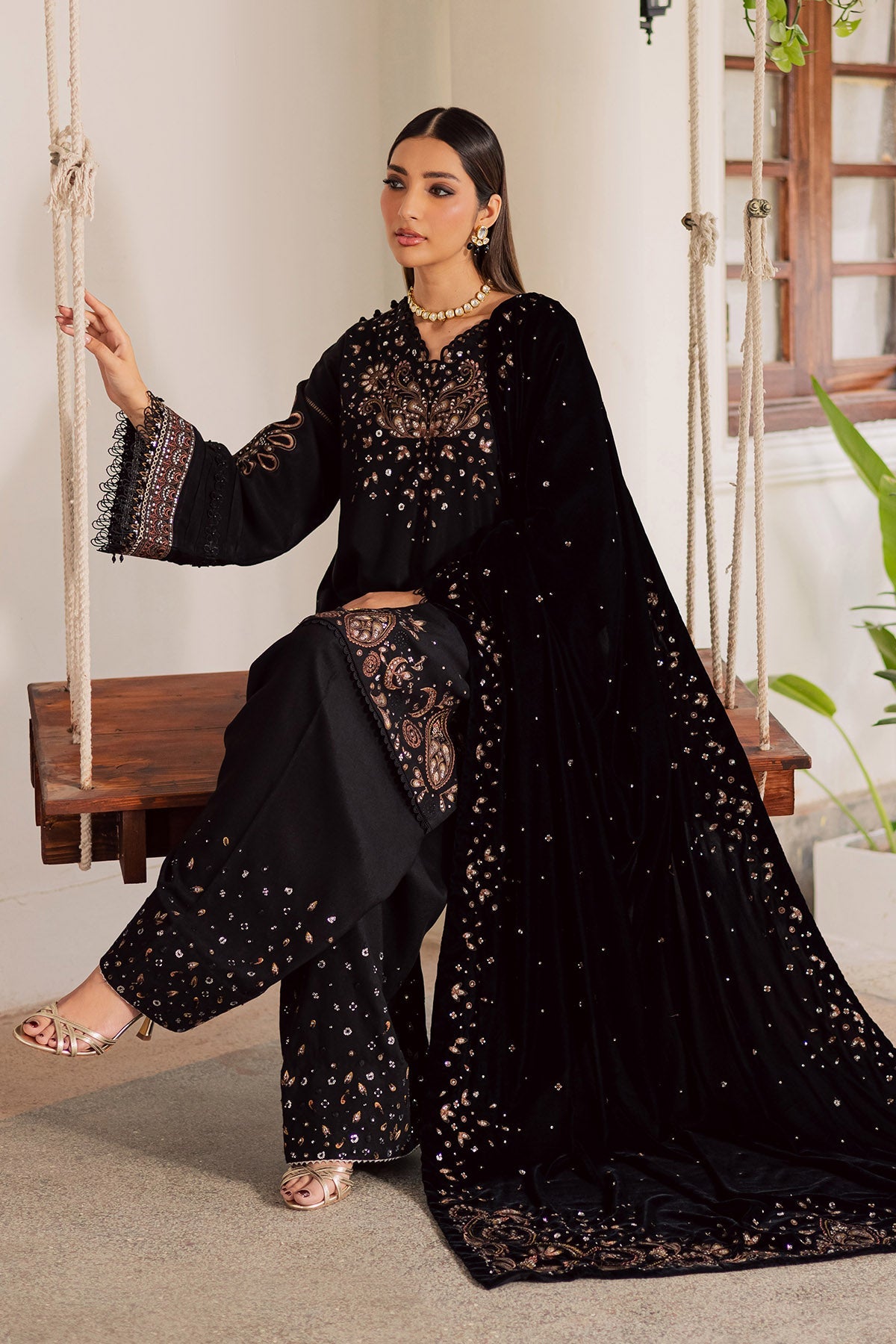 https://cdn.shopify.com/s/files/1/0551/9487/8152/files/2_5a1455c0-58b8-47eb-8bec-6520e0867b11.jpg?v=1764186259