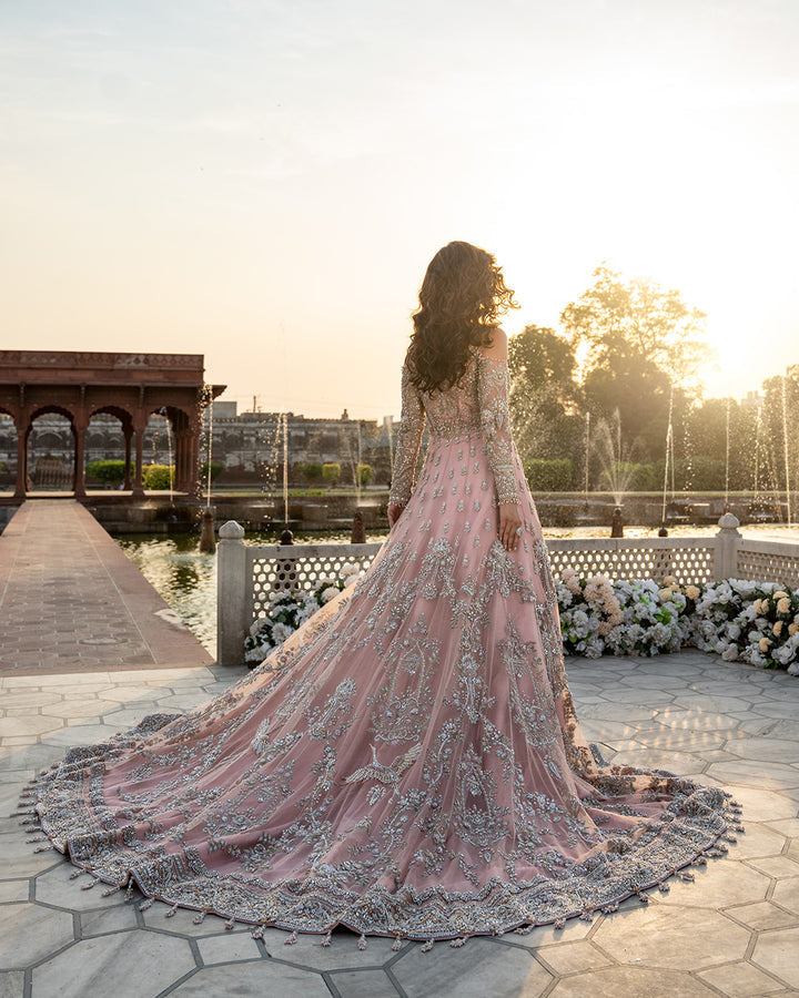 Faiza Saqlain – Aysana Style
