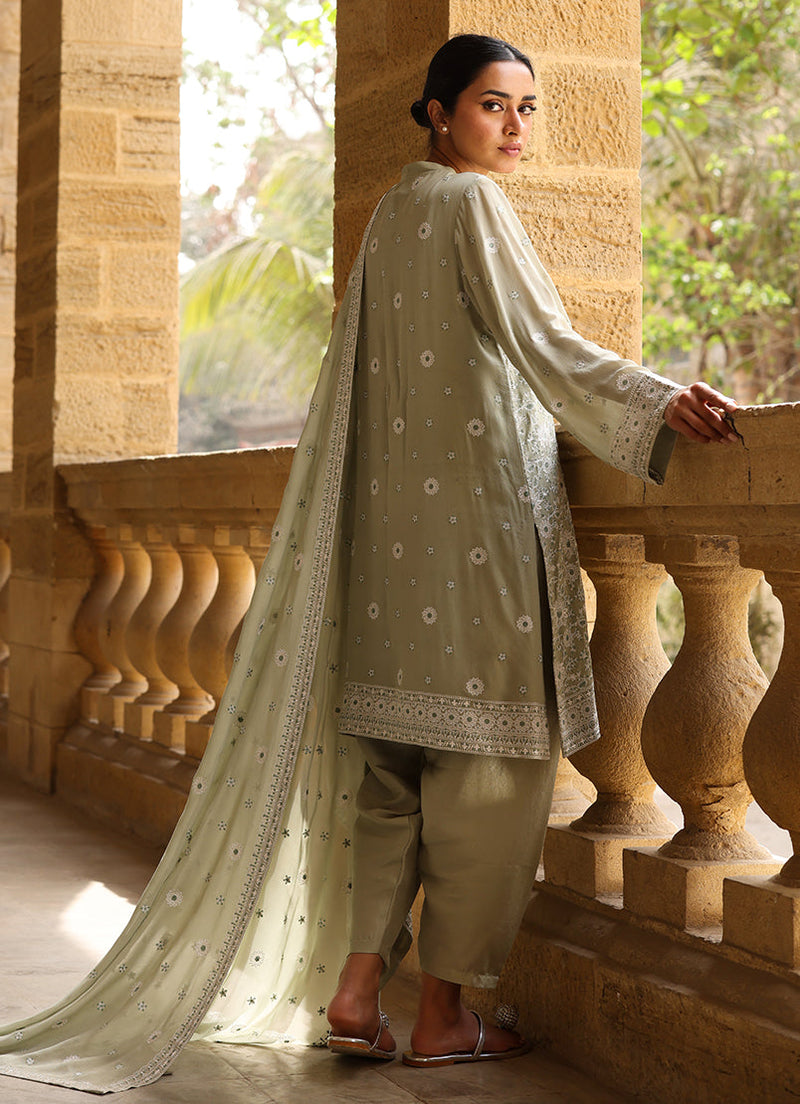 3 Pc Chiffon Embroidered Suit
